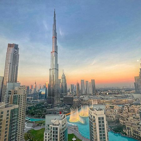 Prestige Living 2Br With Full Burj Khalifa And Fountain View By Auberge Dubai Esterno foto