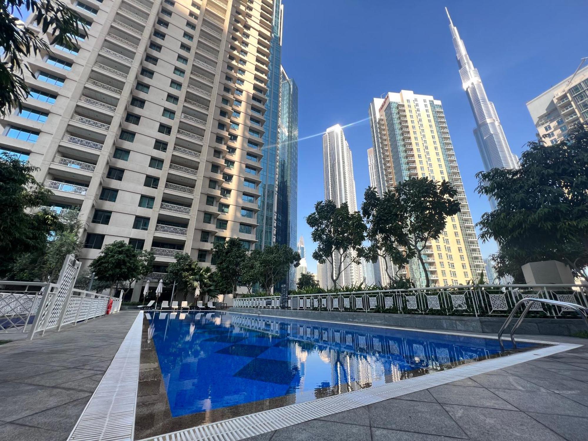 Prestige Living 2Br With Full Burj Khalifa And Fountain View By Auberge Dubai Esterno foto